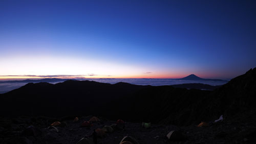 北岳の夜明け