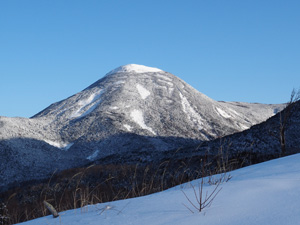 長野県　八ヶ岳の最北に位置する蓼科山　登山