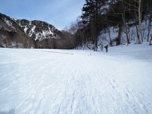 奥日光　湯元　冬季閉鎖された金精道路