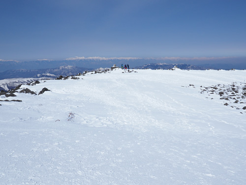 蓼科山山頂から北アルプス方面の景色