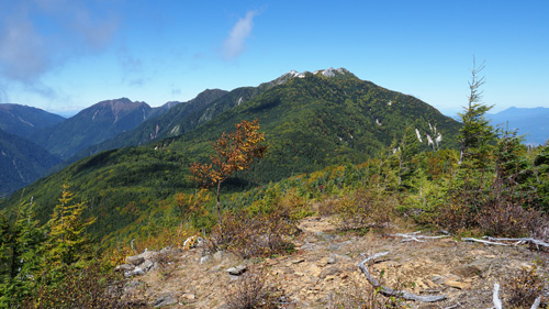 鳳凰三山登山　途中の辻山から素晴らしい眺望