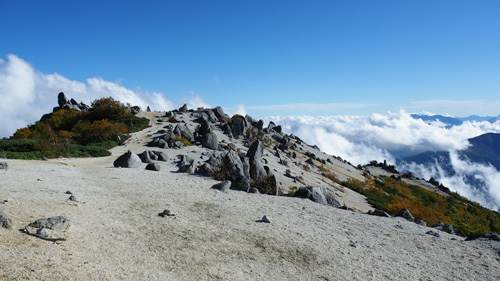 鳳凰三山　南方向には雲海