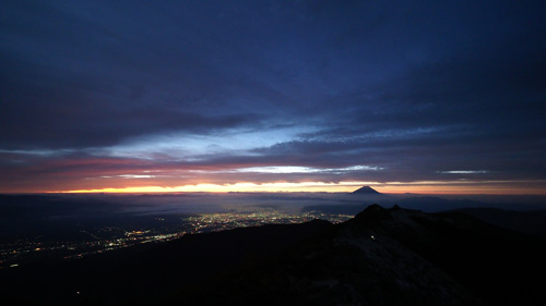 鳳凰三山の夜明け