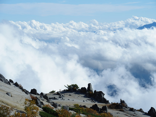 南アルプス　薬師岳　雲海の眺め